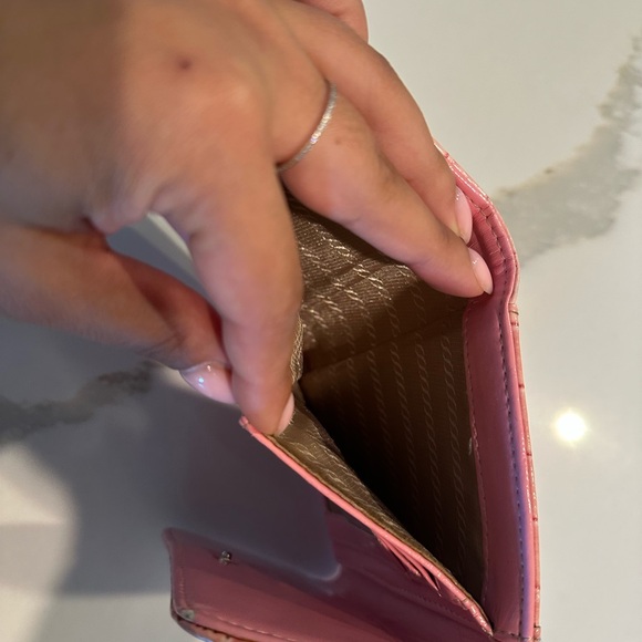 Prada Pink Crocodile-Embossed Women's Clutch - Picture 4 of 4